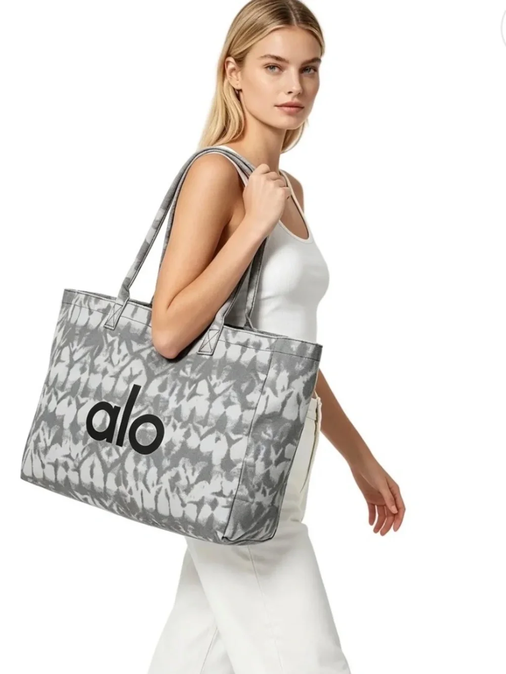 ALO Yoga chic versatile